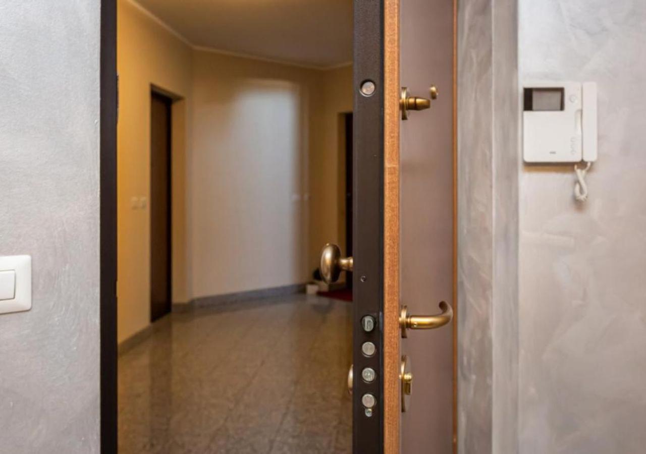 Comfy Cozy Close To Metro Appartamento Torino